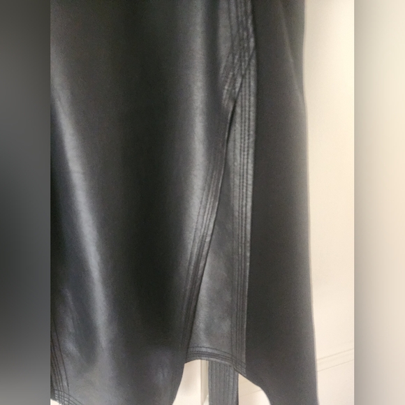 BCBGMaxAzria Black Faux Leather Mini Dress.New No Tag. - Picture 5 of 6